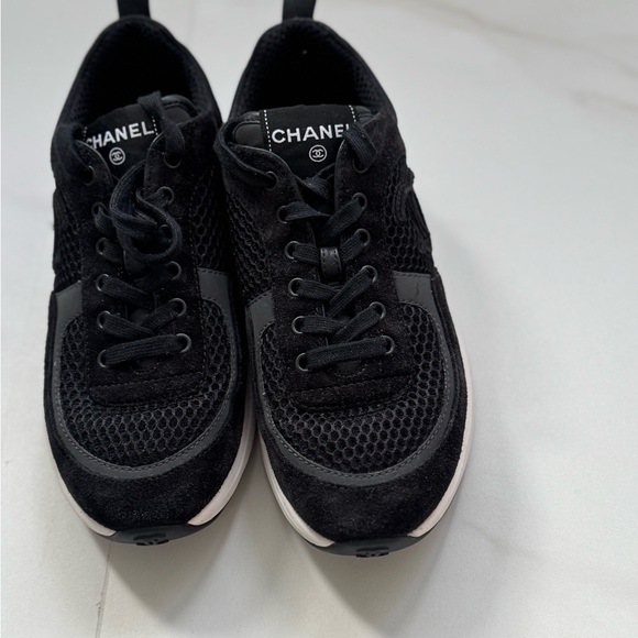 Chanel authentic sneakers in black size 38, used only once. perfect condition - Picture 2 of 12